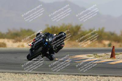 media/Apr-10-2022-SoCal Trackdays (Sun) [[f104b12566]]/Turn 15 (145pm)/